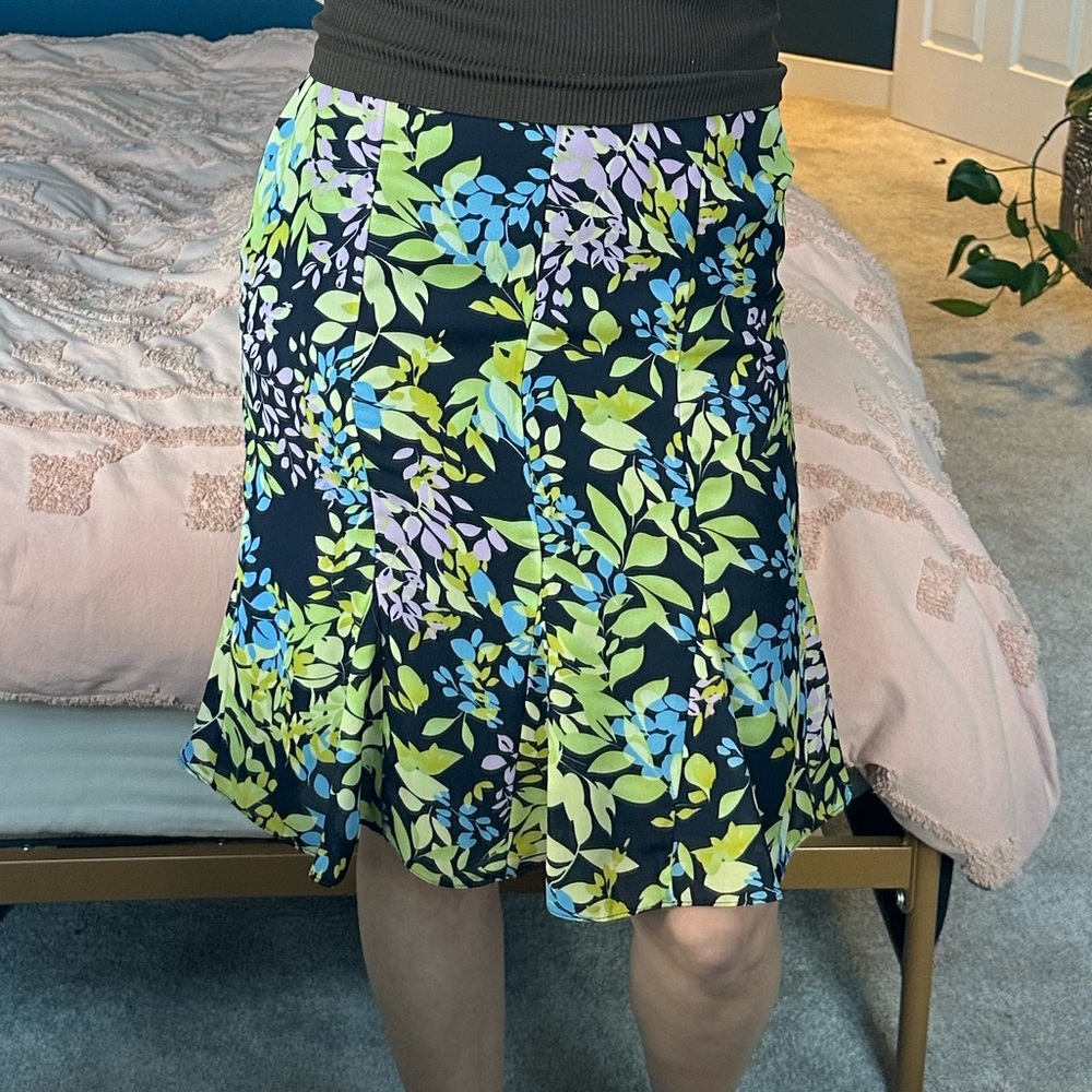 Vintage godet Floral A-Line Skirt - Black, green, blue and purple